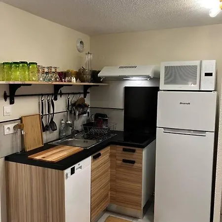 Et Tennis A La Corniche